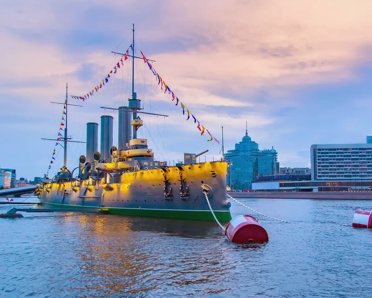 Входной билет на Крейсер «Аврора» с авторской программой (билет без очереди на крейсер «аврора» + уникальная авторская программа)