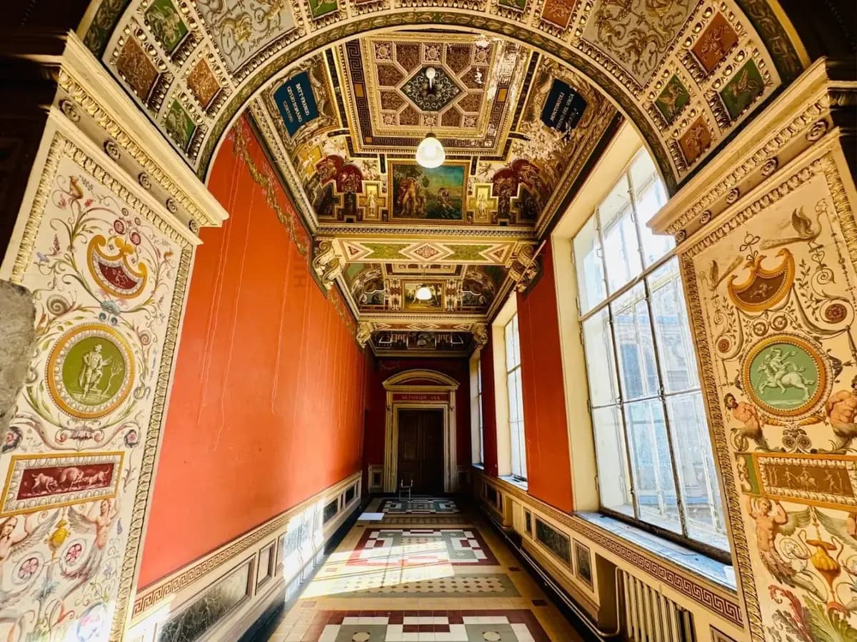 За закрытыми дверями «русского Хогвартса» (Музей прикладного искусства академии им. Штиглица)