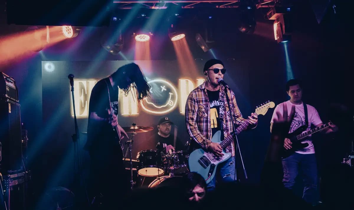 Tribute Fest. Korn, Slipknot, Deftones, Limp Bizkit и Nirvana (Pravda)