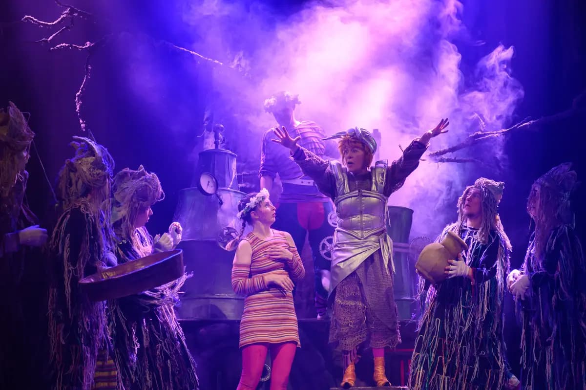 Как Кощей Бессмертный на Василисе женился (ТЮЗ)