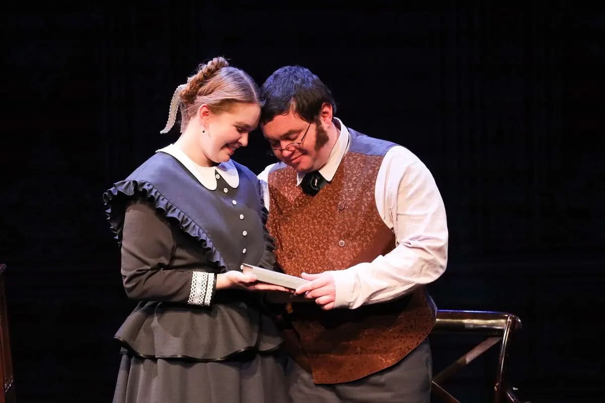 Обыкновенная история необыкновенного человека (Драматический театр им. Ершова)