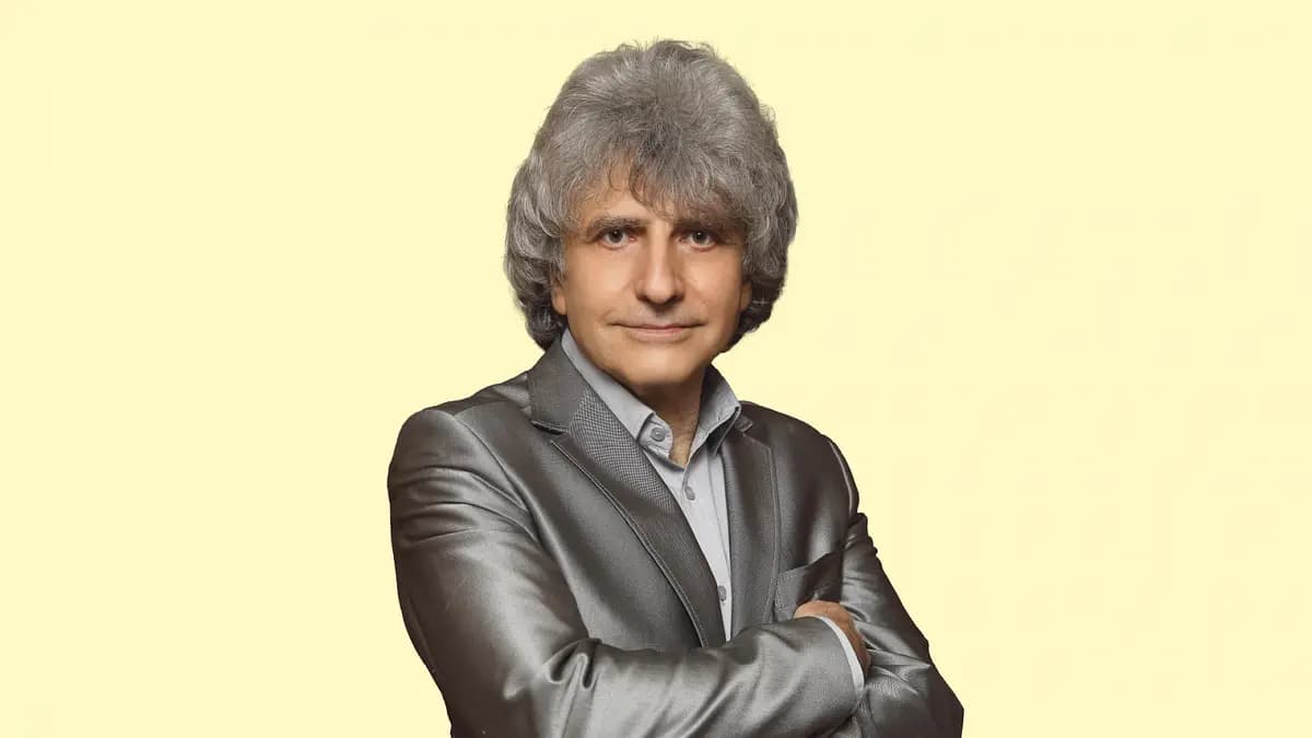 Душевные песни для взрослых людей (Музыкальная квартира на Тверской)