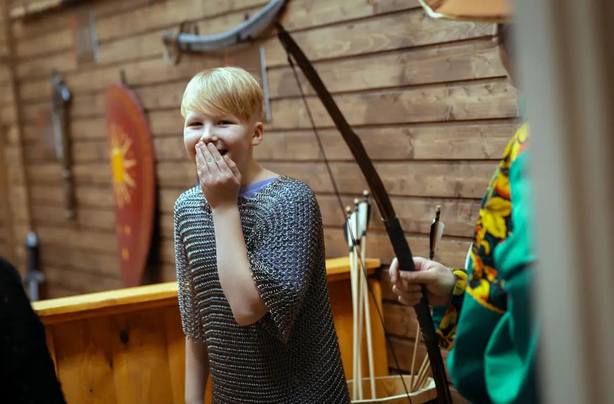 Иммерсивные чтения сказок + Клуб богатырей (Музей русской сказки «За лесами, за горами»)