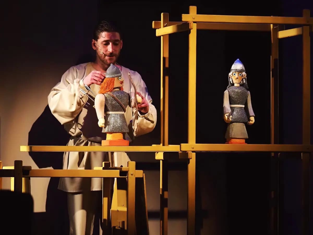 Я родился завтра. Защитник (Театр кукол)