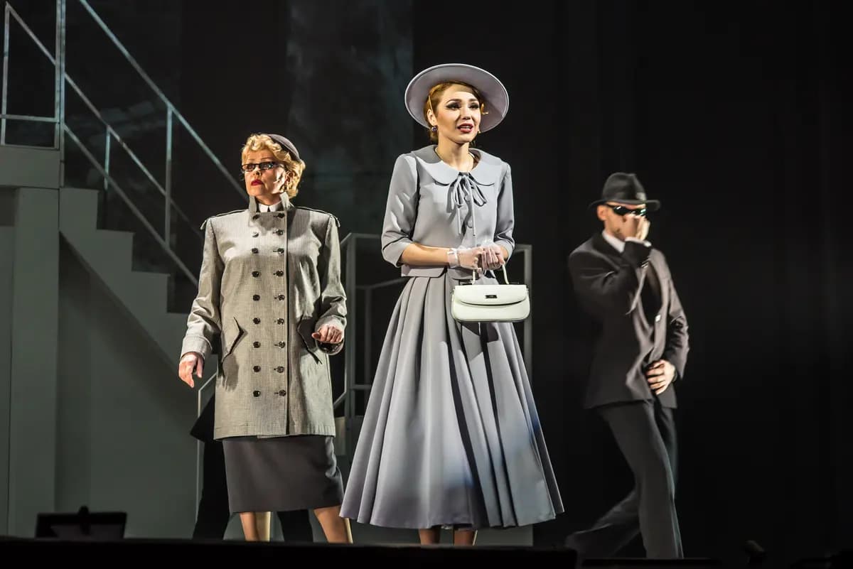 Римские каникулы (Музыкальный театр)