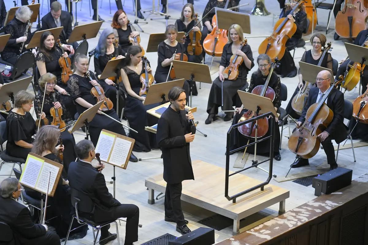 Симфонический оркестр и Ярослав Тимофеев. Немецкий юмор (Филармония. Концертный зал)