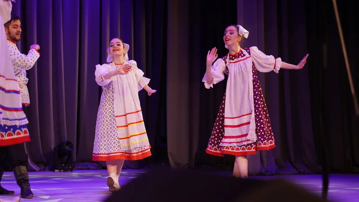 Ансамбль песни и танца «Метелица» (Центр культурных инициатив)