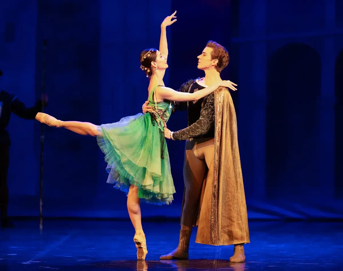 Эсмеральда (РАМТ)