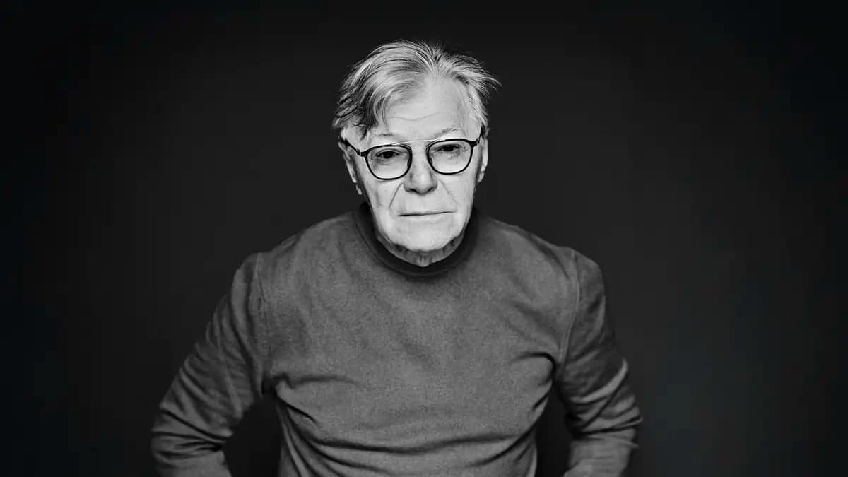 А. Збруев... (Ленком Марка Захарова)