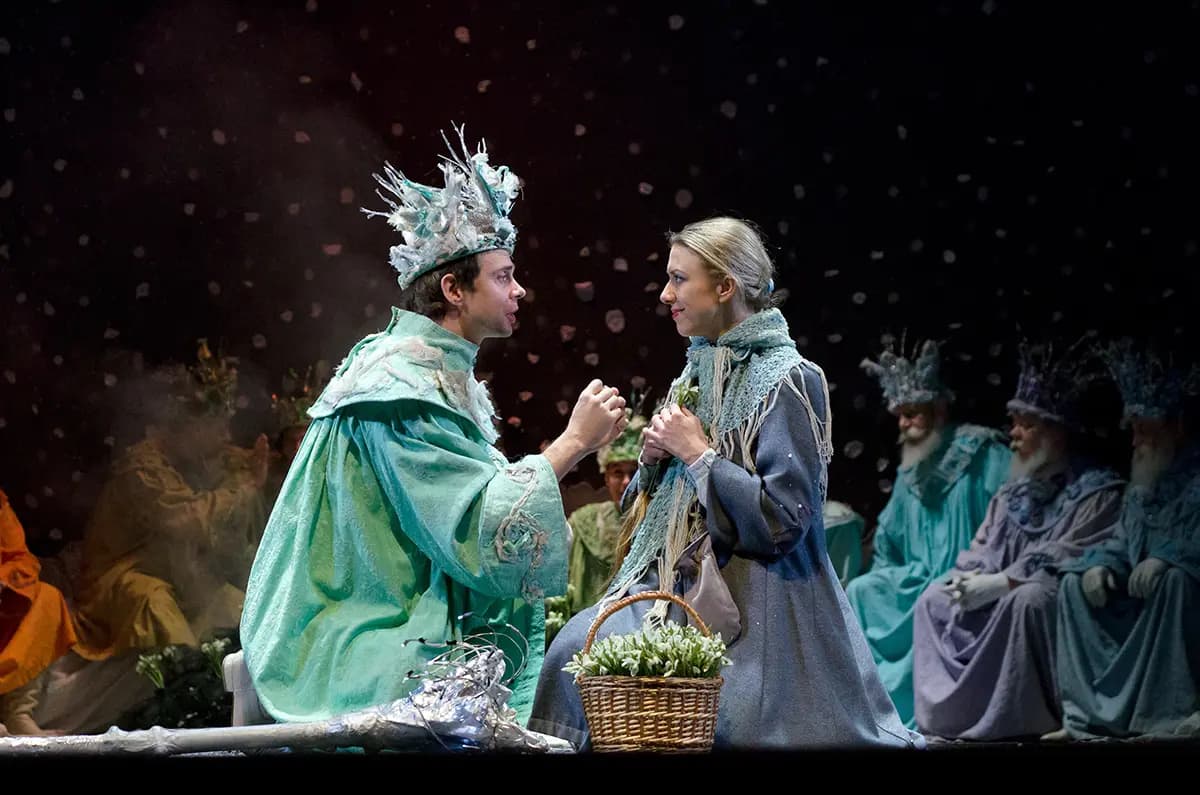 Двенадцать месяцев (Театр им. Комиссаржевской)