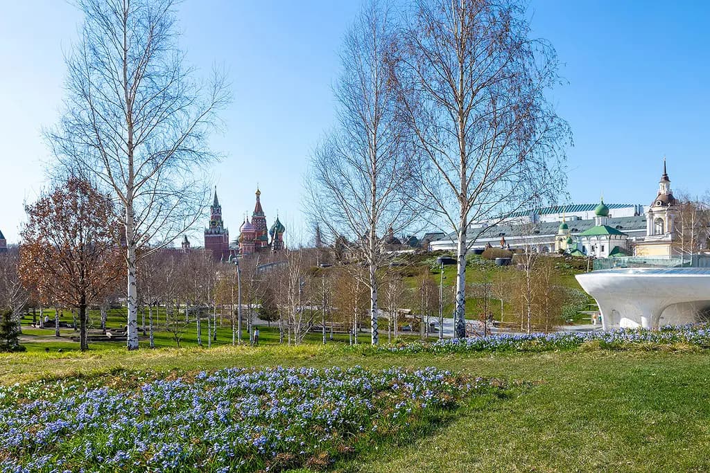 Парк «Зарядье» — Красная площадь (Зарядье)