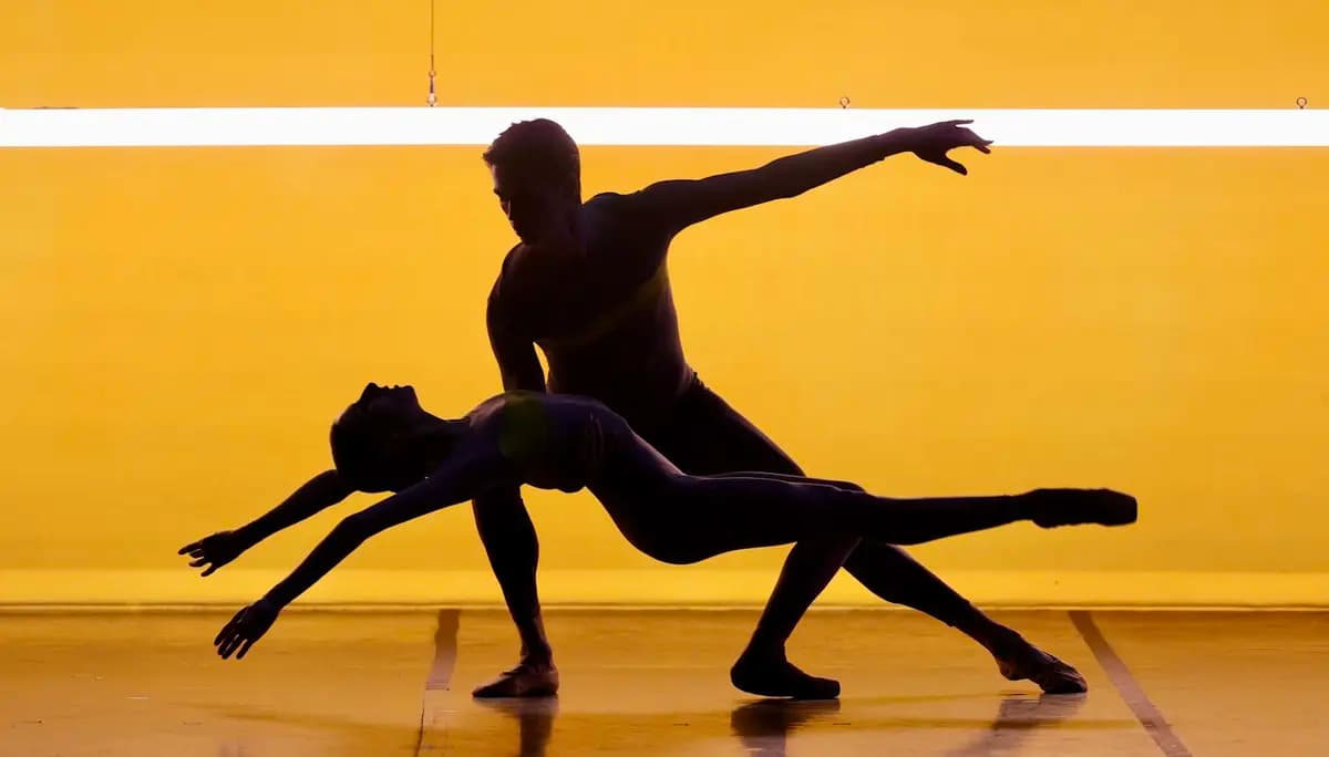 Брух. Сюита. Холст I (Геликон-опера)