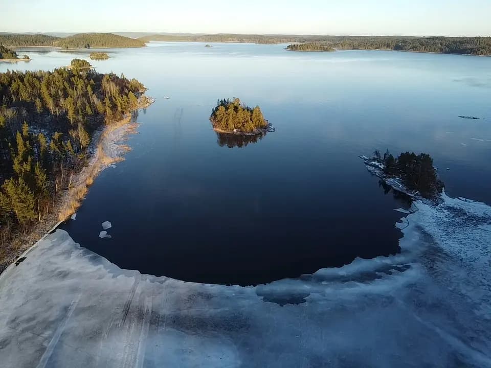 Таинство Ладожских шхер (Улица Казанская, 2)