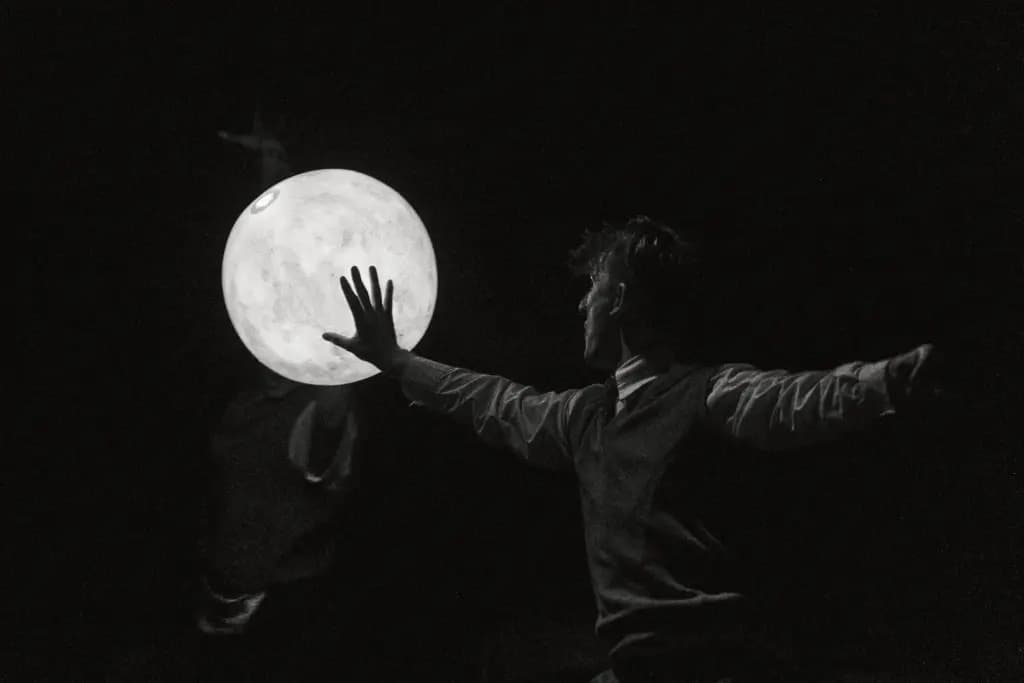 Гриша не свидетель (Театр юного зрителя)