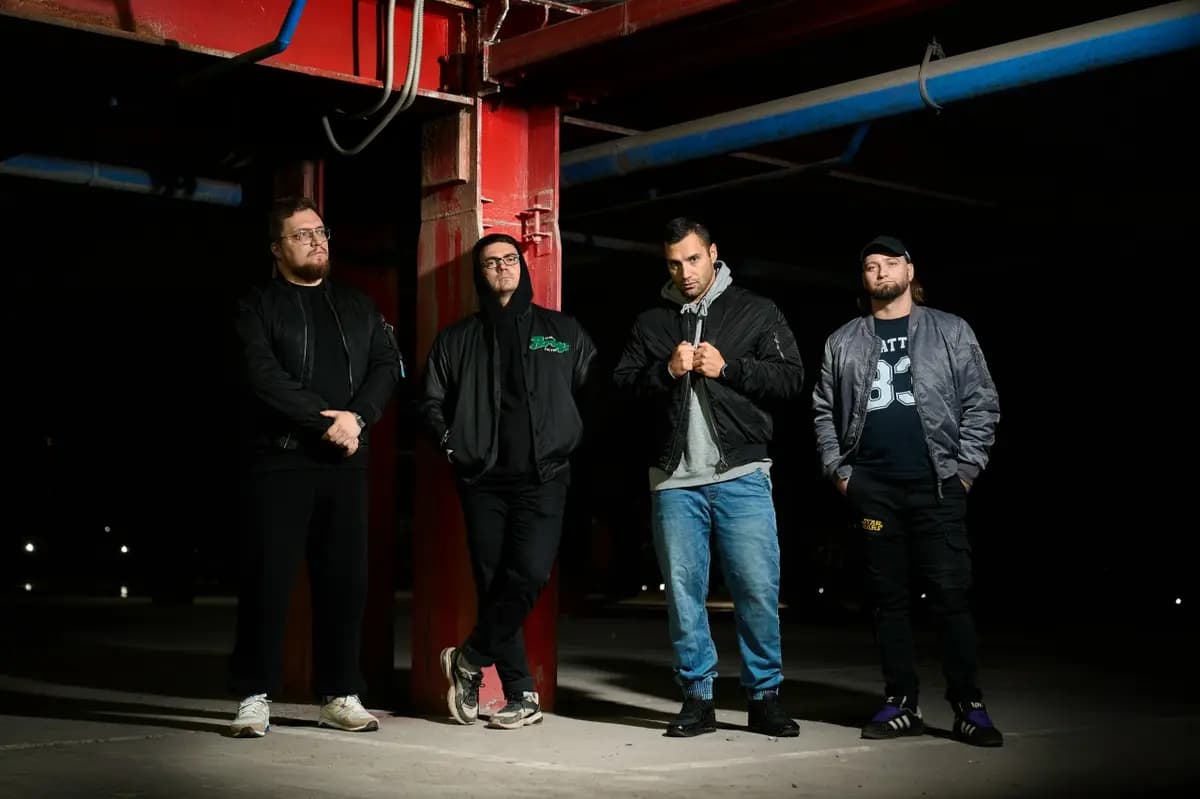 Kursha w/ Protoslon, Sektat (Мо[три])