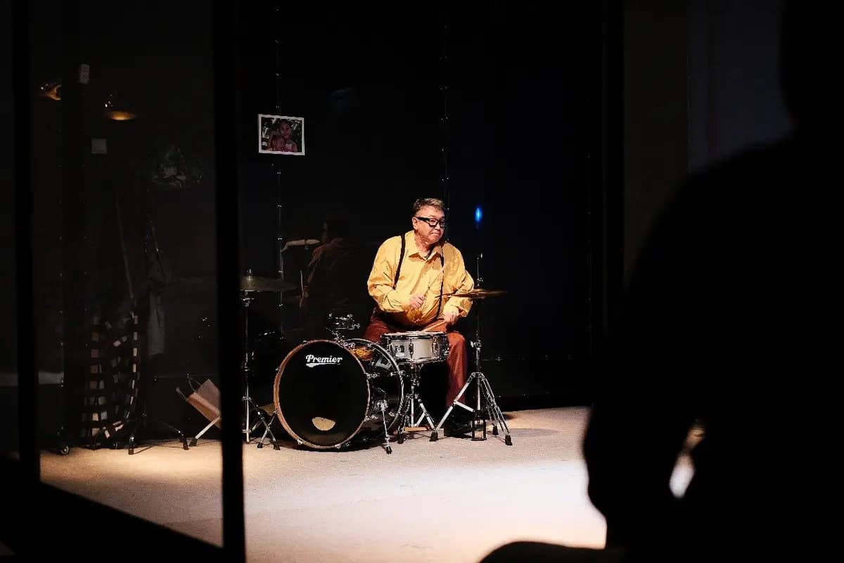 Рок-н-ролл на закате (Корейский театр музыкальной комедии)