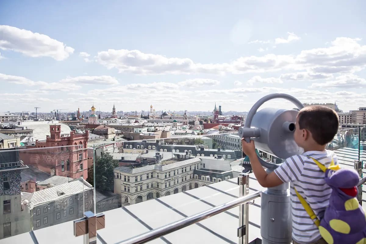 Посещение смотровой площадки ЦДМ и Музей детства (Центральный детский магазин)
