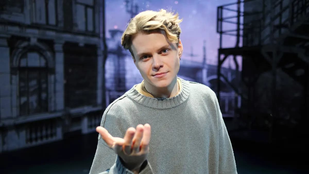 Экскурсия за кулисы «Ничего не бойся, я с тобой» с артистом мюзикла (Московский дворец молодёжи)