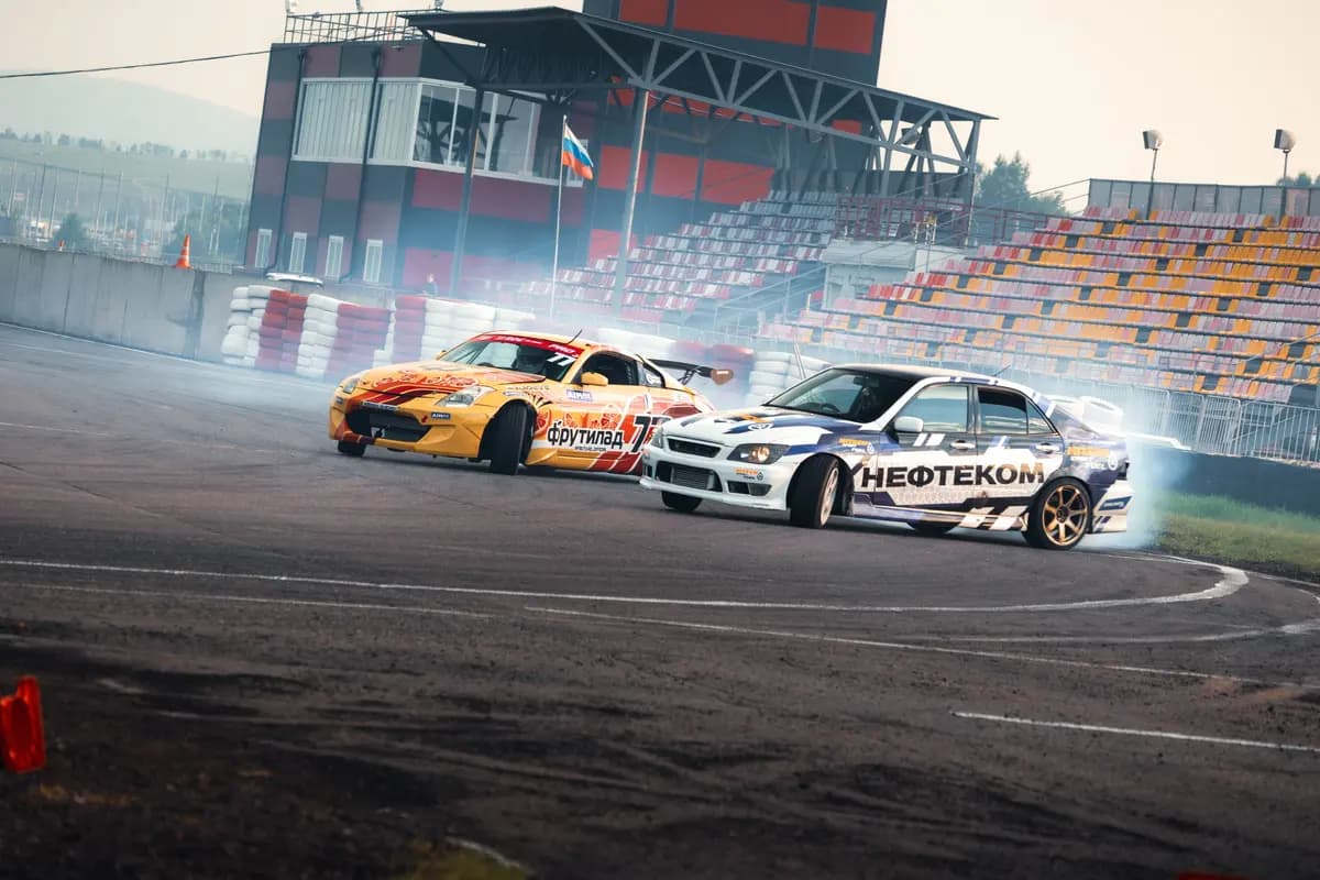 Открытие летнего сезона (Красное кольцо)