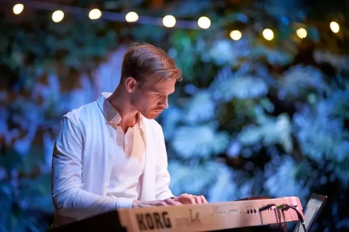 Lev Piano. Музыкальная лаборатория (Аристократ)