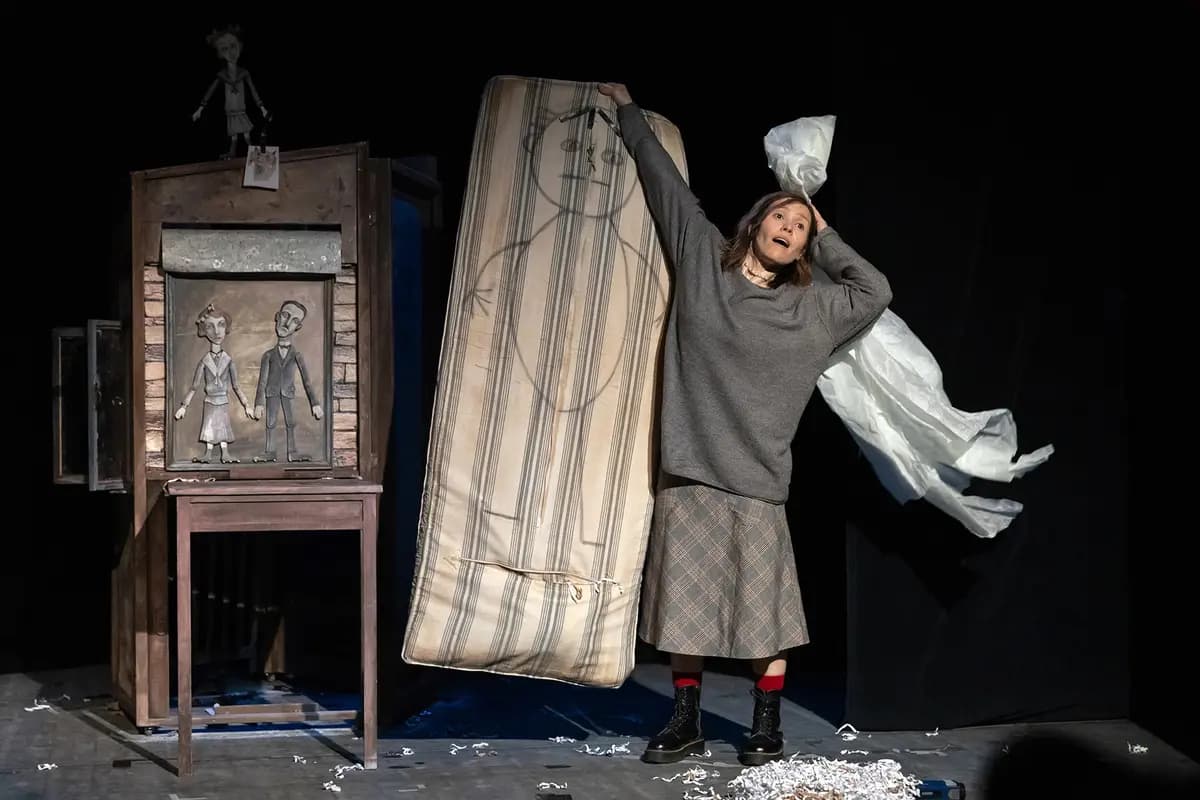 Пыль (КукLab Смоленская)