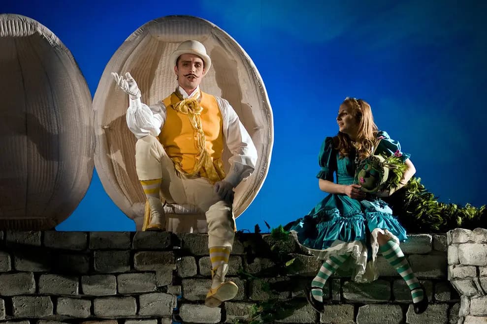 Алиса в Зазеркалье (Мастерская Петра Фоменко)