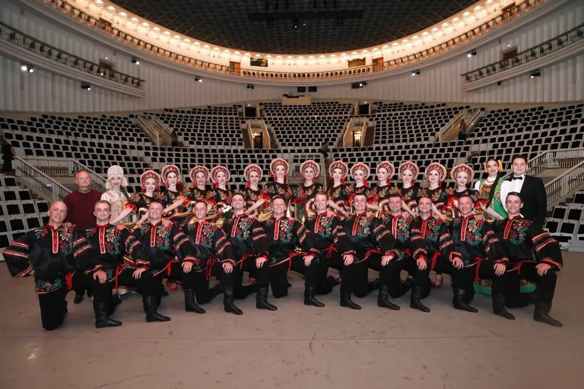 Ансамбль песни и танца «Донбасс» (Дворец «Губернаторский»)