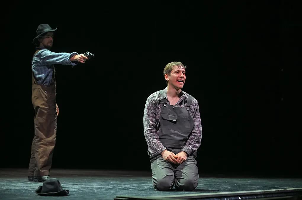 О мышах и людях (Театр драмы)