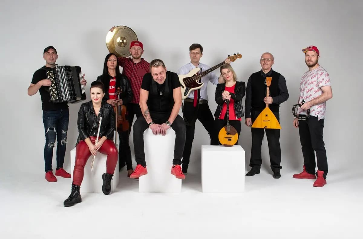 Red Sparrow Band (Эрмитаж)