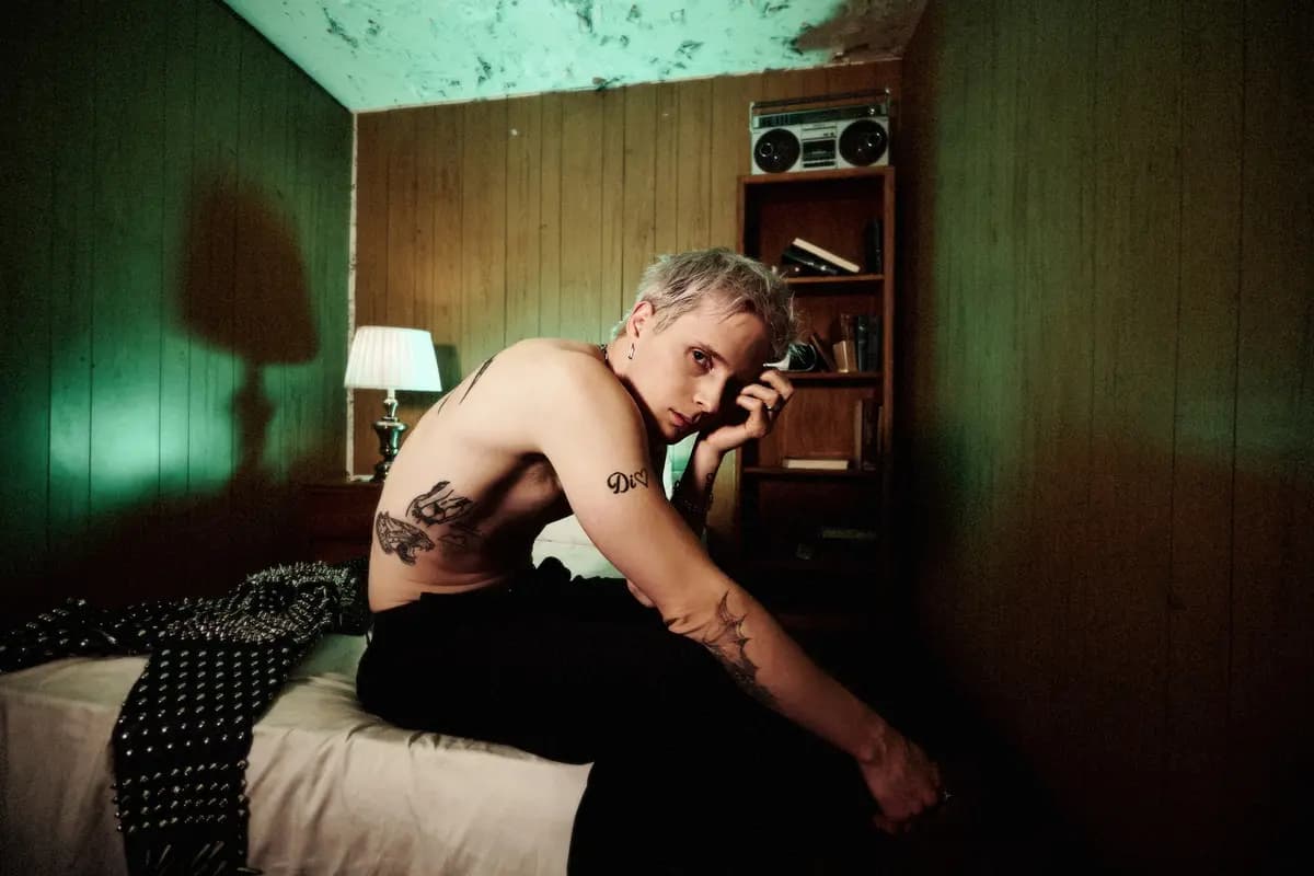 Call Me Karizma (Sgt. Pepper’s Bar)