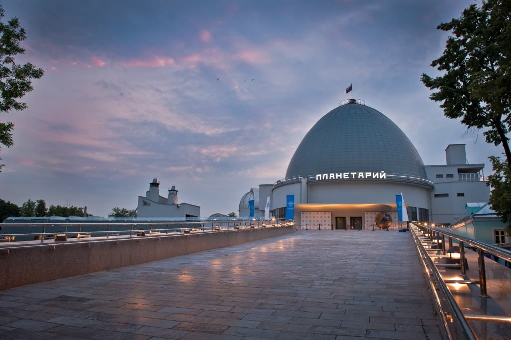 Живые часы и компасы (Планетарий)