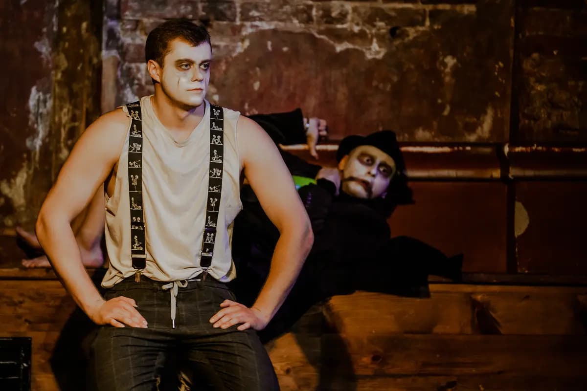 В ожидании Годо (Театр «Циники»)