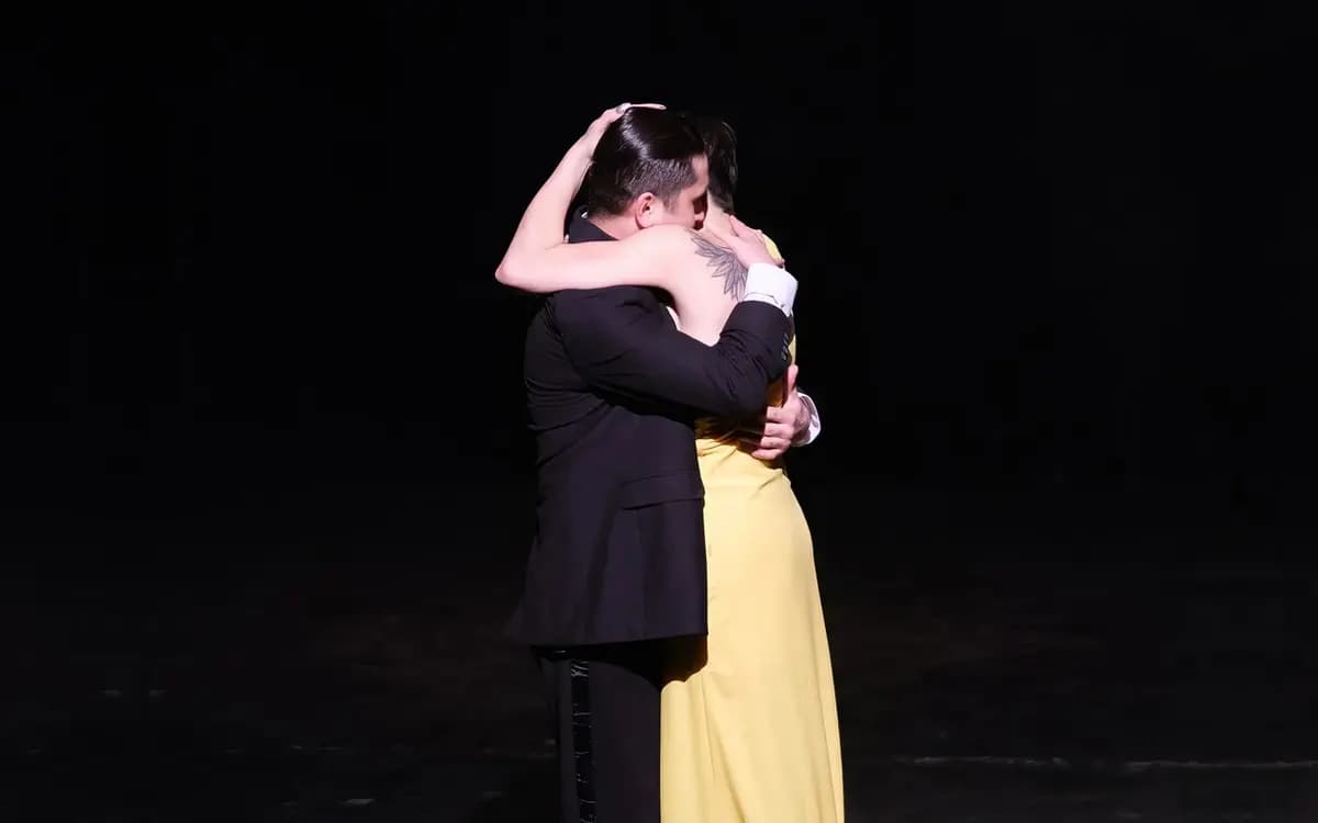 #Любовь решает всё (Interius)