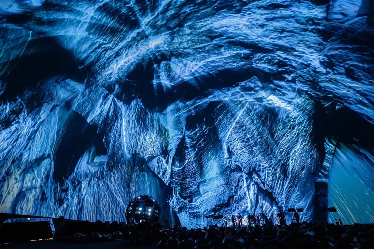 Неоклассика: музыка Людовико Эйнауди (Планетарий № 1)