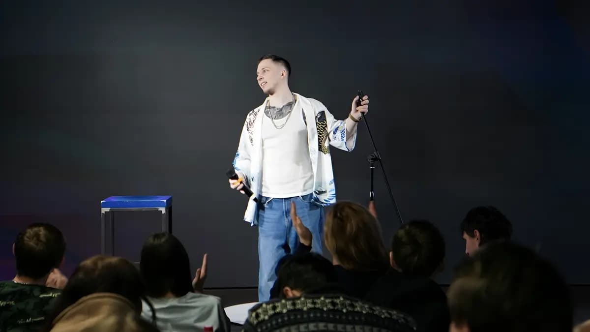 Stand-up города