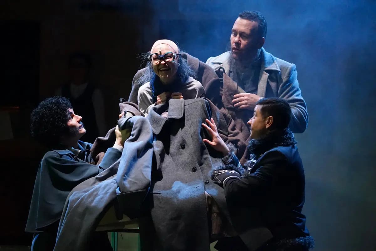 Шинель (Мордовский национальный драматический театр)