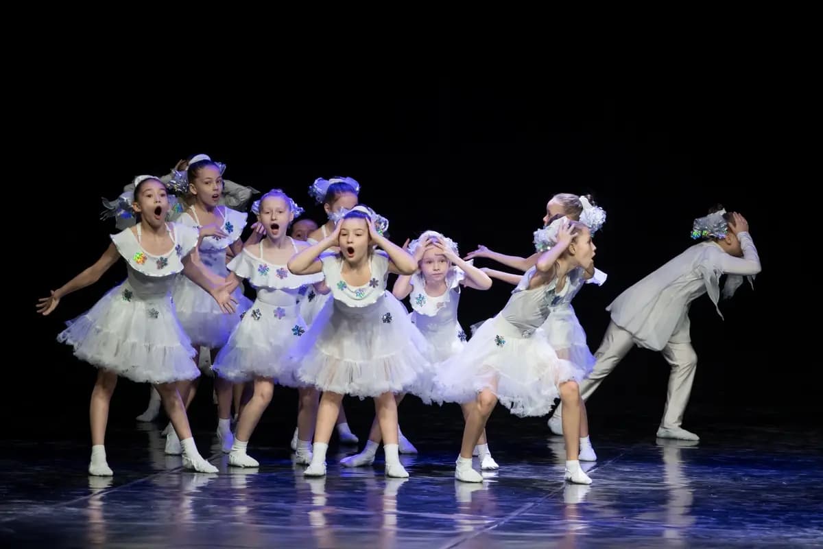 Симфония красок (КЗ «Сибирь»)