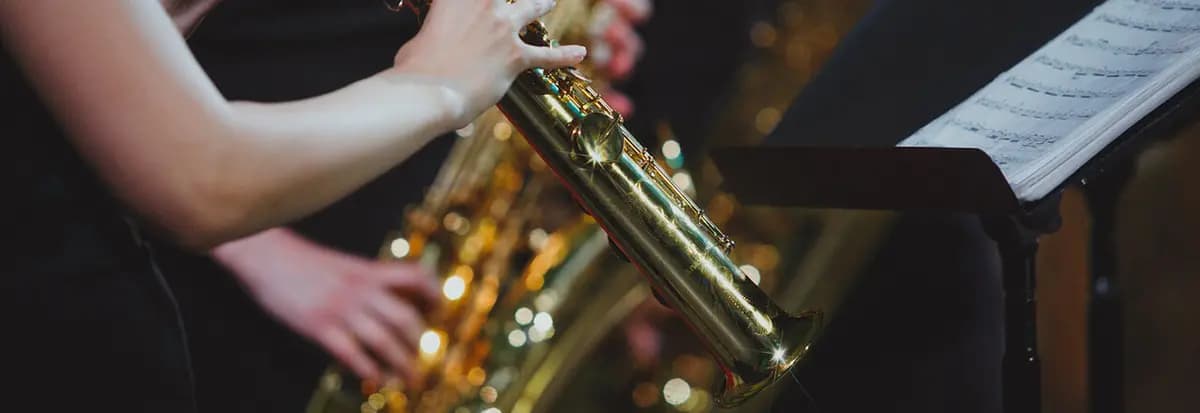 Концерт при свечах. Саксофон-шоу. Музыкальные шедевры мирового кино (Англиканская церковь Святого Андрея)