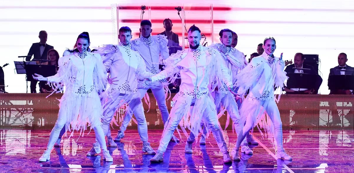 Посмотри, какое лето (Театр эстрады)