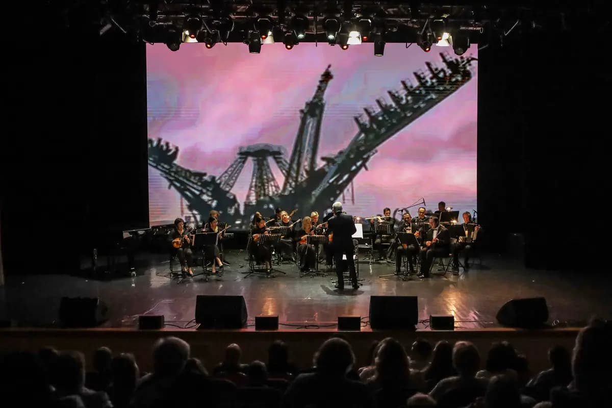 Любимые мелодии кино (Фольклорный центр «Москва»)