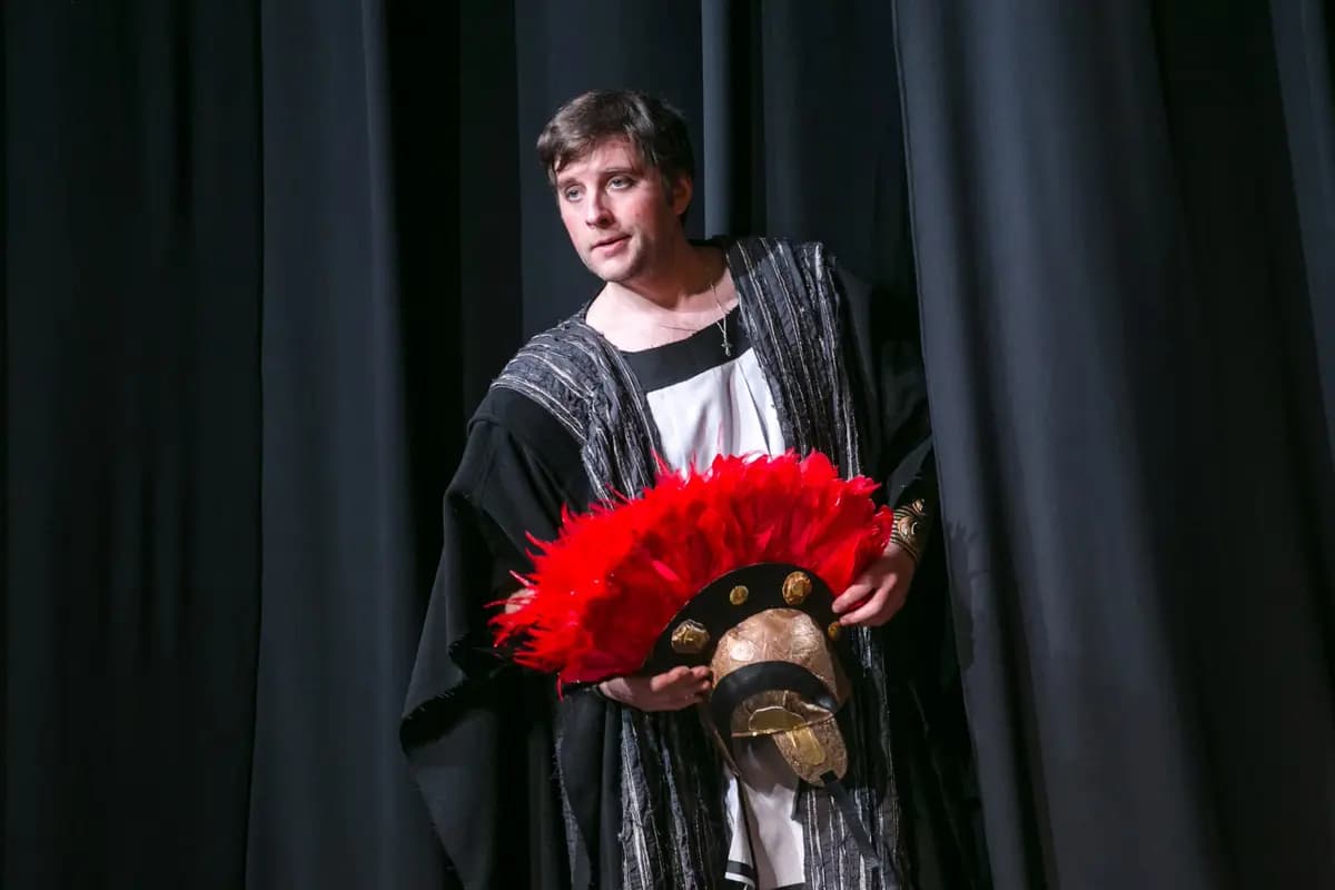 Без вины виноватые (Молодёжный театр на Фонтанке)