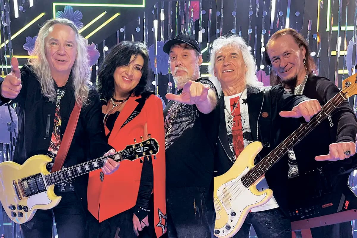 ВИА «Лейся, песня» (Magnus Locus)