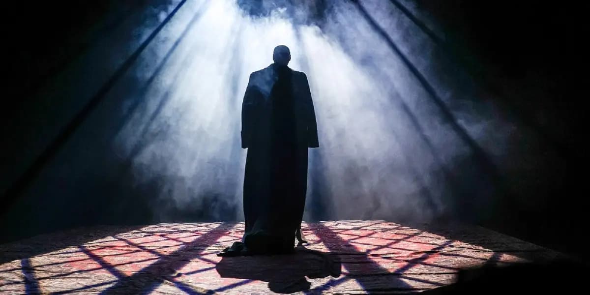 Бег (Ленком Марка Захарова)