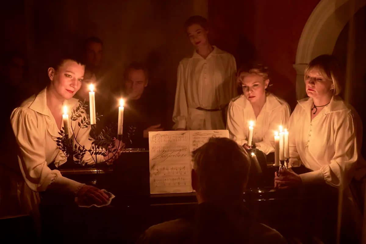 P. S. Грезы... (Театр музыки и поэзии п/р Камбуровой)