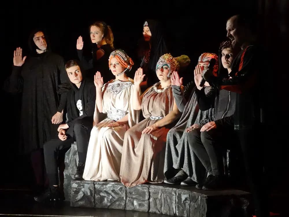 Гамлет (Детский театр «А–Я»)