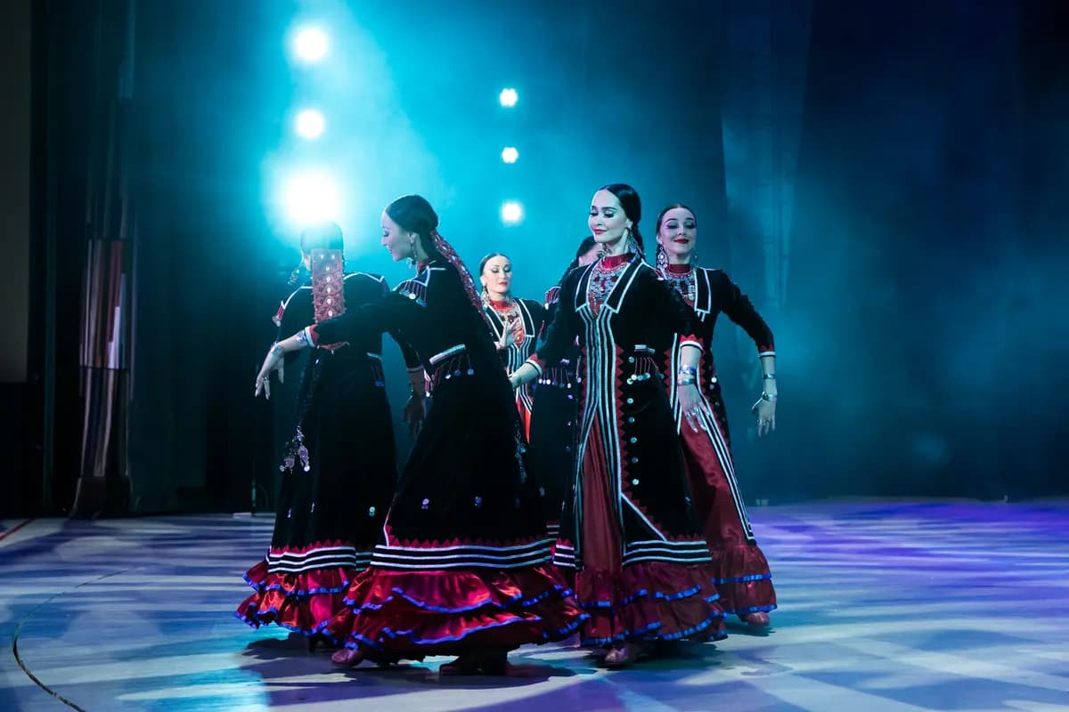 Ансамбль народного танца им. Файзи Гаскарова (Филармония)