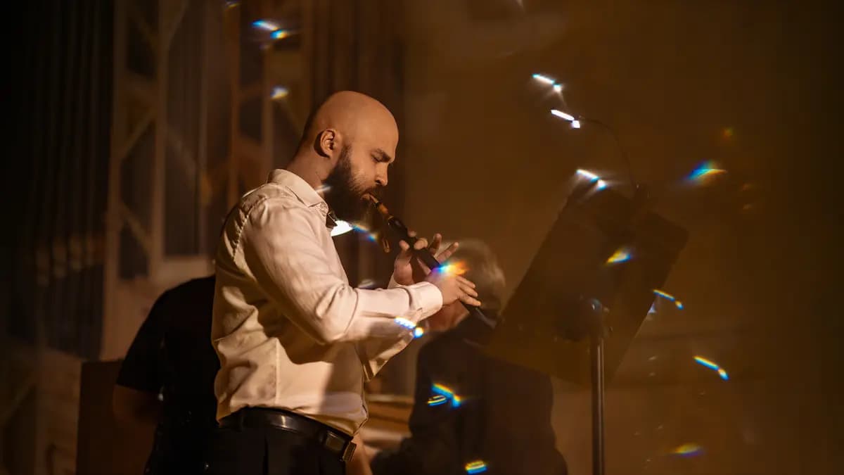 Орган и дудук (Приход Успения Пресвятой Девы Марии)