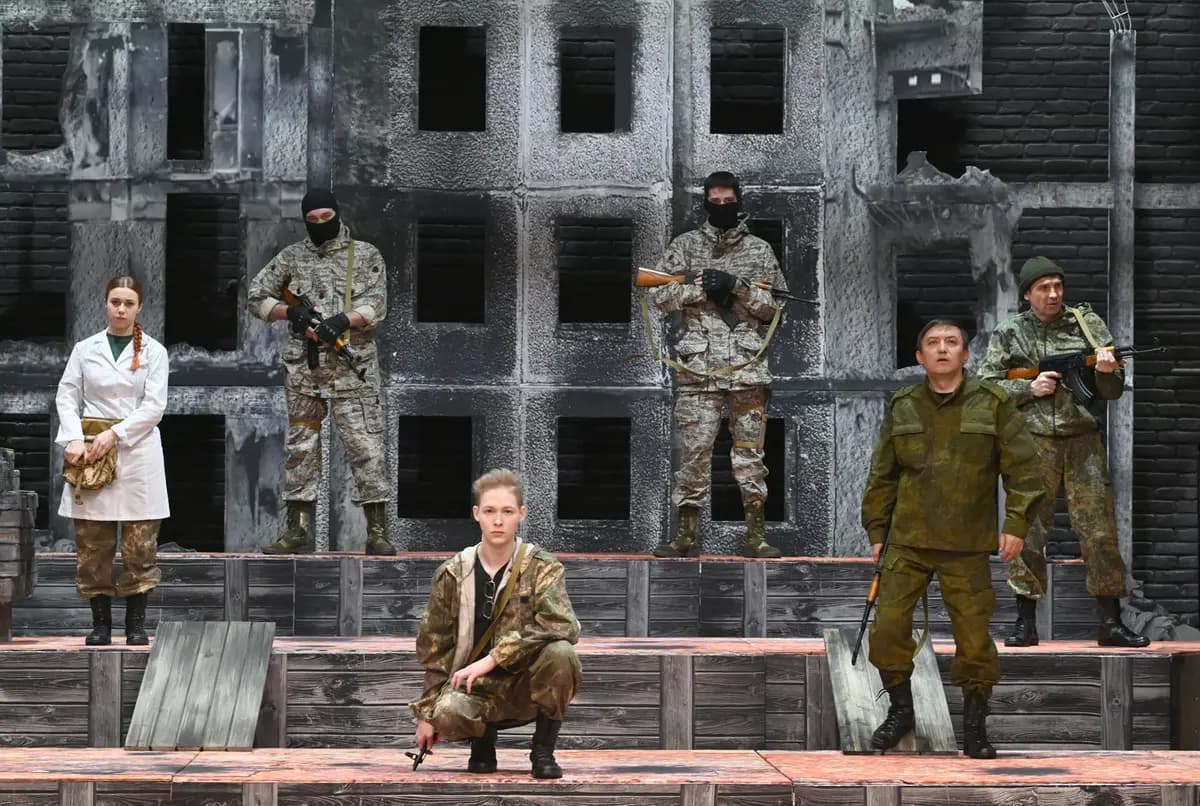 Солнце над моим Донбассом (Театр юного зрителя)