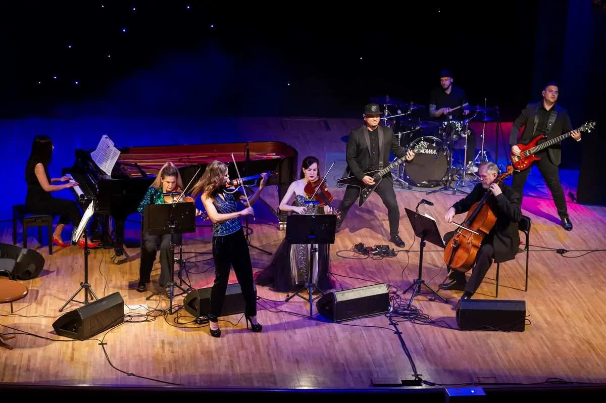 Глория. Времена года (Филармония)