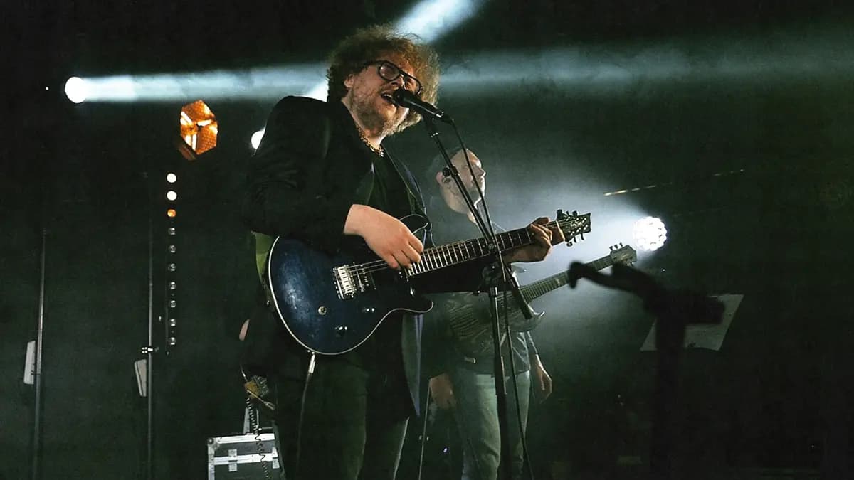 Beautiful Boys (Roof Place)